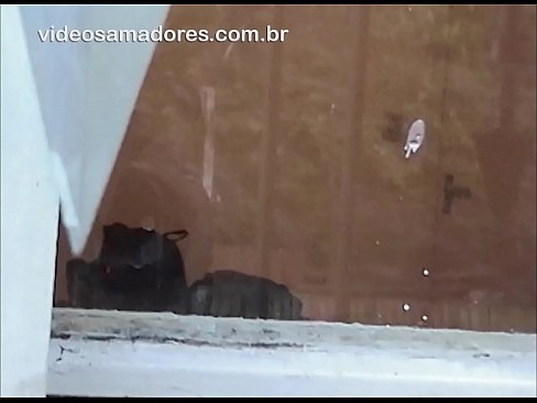 ❤️ Raġel qarn iħares lit-tfajla tiegħu ma' raġel ieħor, jirreġistra video fuck mingħajr ma jfixkel lill-koppja ❌ Vidjow porn lilna ❤